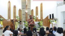 Wakil Bupati Lampung Tengah I Komang Koheri hadiri Perayaan Paskah, bertempat di Gereja Katolik Stasi Santo Martinus Kampung Setia Bakti Kecamatan Seputih Banyak.