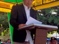 Camat Bandar Surabaya Ahmad Arifin, S.Sos. Melepas 12 JCH (Jama’ah Calon Haji) Asal Bandar Surbaya.