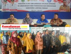 Asisten Administrasi Umum Drs. Eko Dian Susanto, M.IP mewakili Bupati Kabupaten Lampung Tengah Ardito Wijaya membuka kegiatan Coaching Clinic Implementasi Aplikasi Srikandi di Lingkungan Dinas Pendidikan dan Kebudayaan Kabupaten Lampung Tengah.