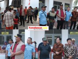 Wakil Bupati Lampung Tengah, I Komang Koheri S.E Menyerahkan Bantuan Kepada Penyandang ODGJ  yang Bertempat di Panti Sosial Yayasan Srikandi, Kecamatan Bandar Surabaya.