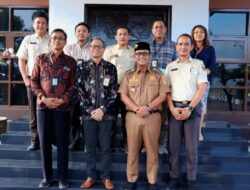 Bupati Lampung Tengah, Ardito Wijaya Menerima Penghargaan Piagam Wajib Pajak Sebagai Bentuk Apresiasi Atas Kepatuhan Dalam Melaksanakan Kewajiban Perpajakan.