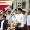 Dalam Memperingati Hari Santri Nasional Tahun 2025, Bupati, dr. H. Ardito Wijaya, M.K.M, Bertindak Sebagai Pembina Upacara Yang Digelar di Halaman Pondok Pesantren Wali Songo.