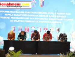 Bupati dr. H. Ardito Wijaya, M.K.M, Menghadiri Sekaligus Menandatangani Komitmen Bersama Antara Kepala Daerah dan Kepala Badan Kepegawaian Negara (BKN).