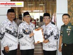 Pemerintah Kabupaten Lampung Tengah Secara Resmi Menyerahkan Dokumen Hasil finalisasi Penyelesaian Konflik Kepada Gubernur Lampung Rahmat Mirzani Djausal.