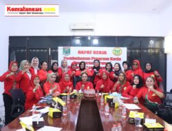 Ketua Perwosi Ni Ketut Dewi Nadi Komang Koheri, Pimpin Rapat Pembahasan Program Kerja Pengurus Perwosi Kabupaten Lampung Tengah Tahun 2026.