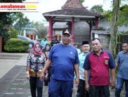 Plt Bupati I Komang Koheri, Hadiri Kegiatan Bhakti Sosial Bagi Penyandang Disabilitas Mental Bertempat di Pondok Pesantren Jolo Sutro, Bandar Jaya Barat.