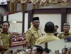 Plt Bupati I Komang Koheri, S.E., M.Sos., Bersama Sekda Lamteng Welly Adi Wantra, S.STP., M.M., Hadiri Rakor Forum Kepala Daerah se-Provinsi Lampung Bertempat di Gedung Pusiban Bandar Lampung.