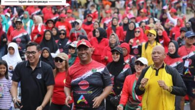 Ribuan Masyarakat Ikuti Acara Jalan Sehat Meriahkan HUT Lamteng ke-80 di Gunung Sugih.